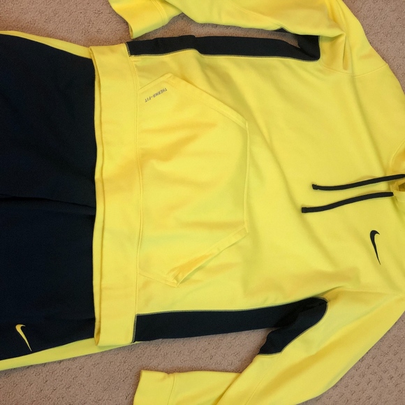 yellow and black nike jogging suit